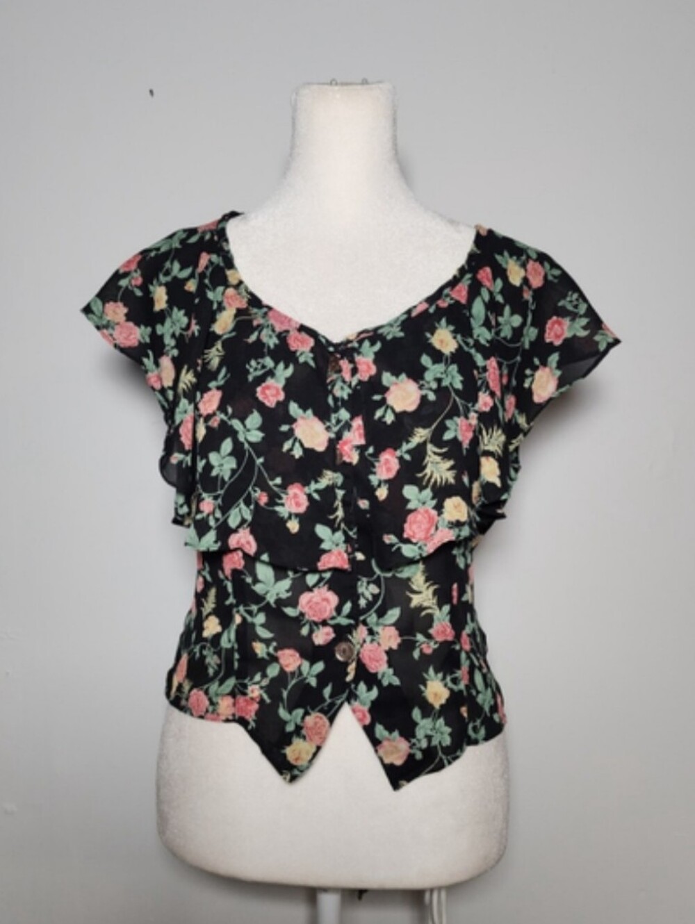 Women's Bonjour Floral Blouse Medium Black Pink Ruffle Button Down Top